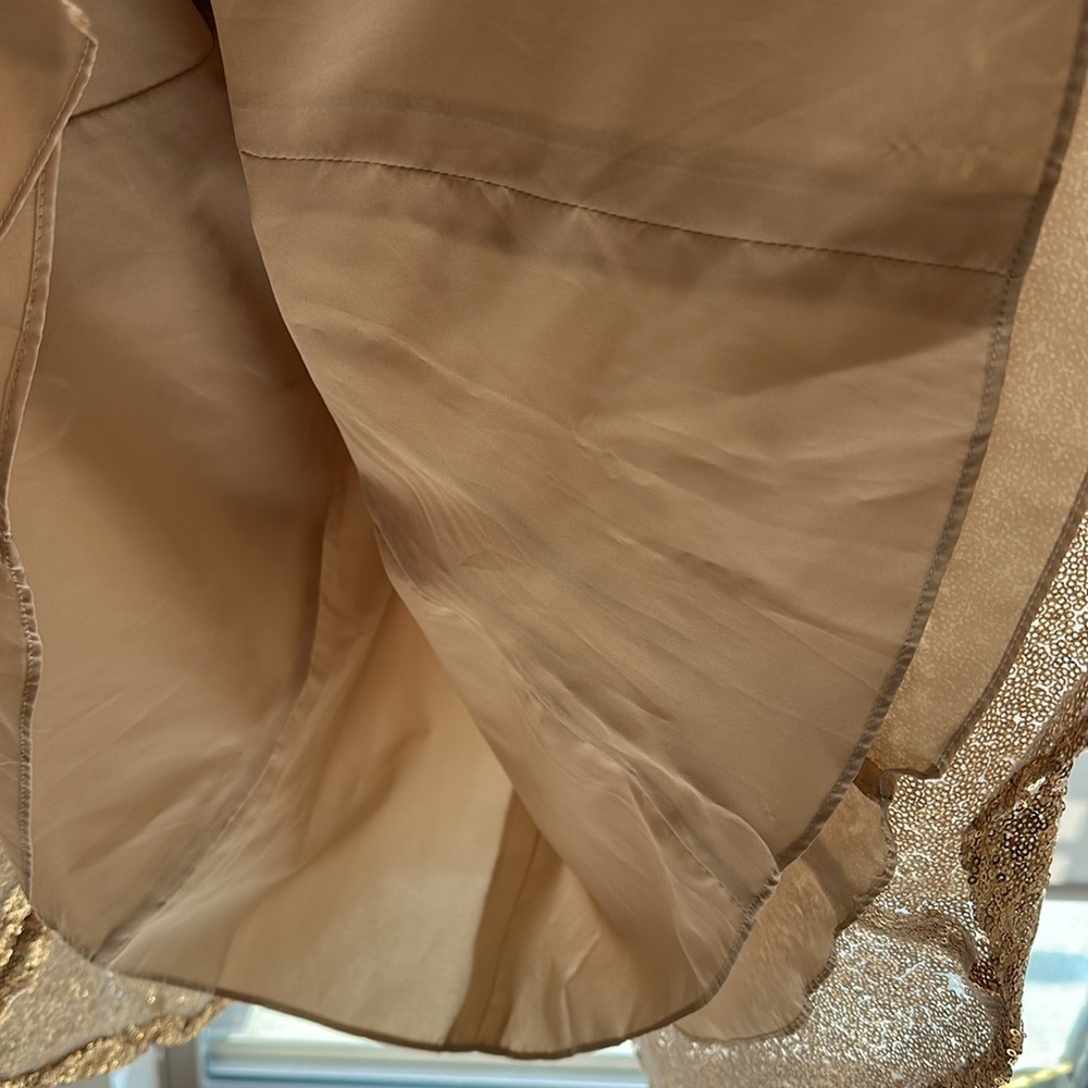 Only worn once Tony bowls long gold sequence dress⭐️ - Picture 11 of 13